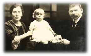 ::Pictures to use:familyphoto1.jpg